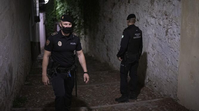 La apertura del ocio nocturno reduce las denuncias por ruidos en pisos en Granada