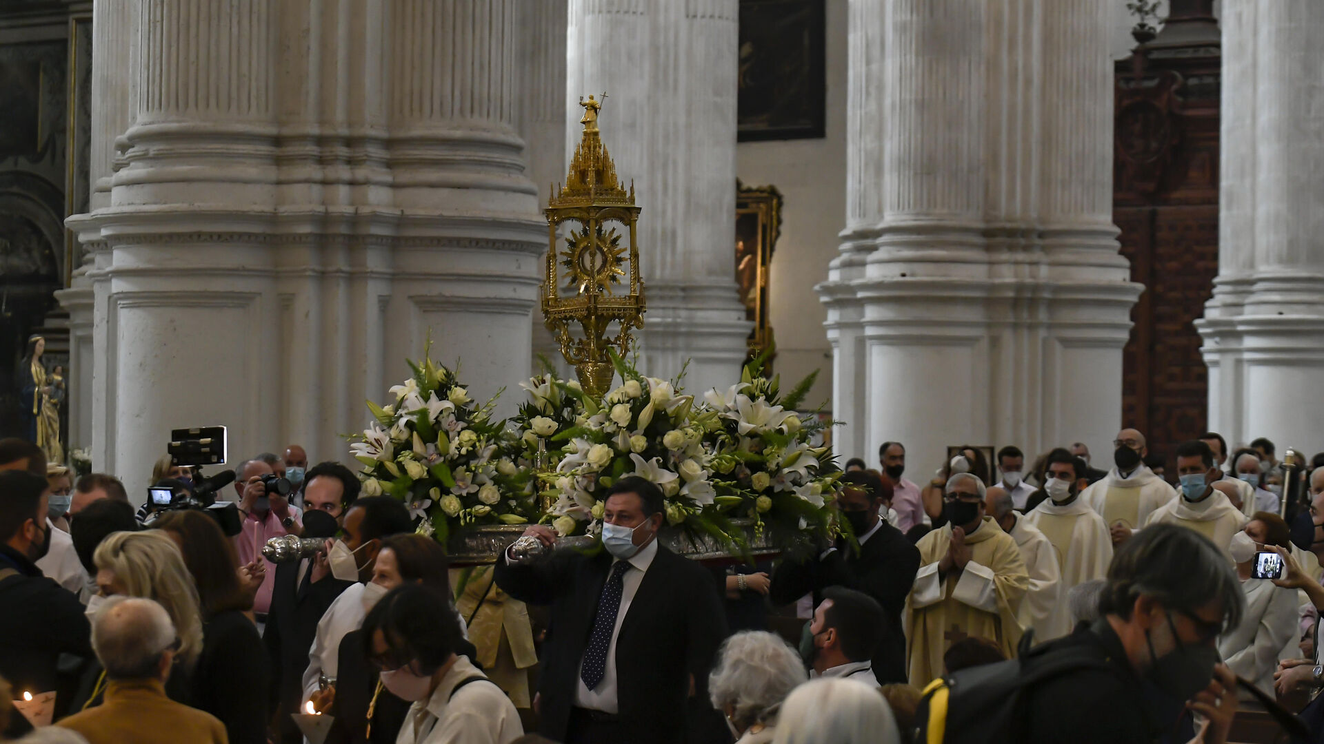 Fotos: la celebraci&oacute;n del Corpus Christi 2021 en la Catedral de Granada