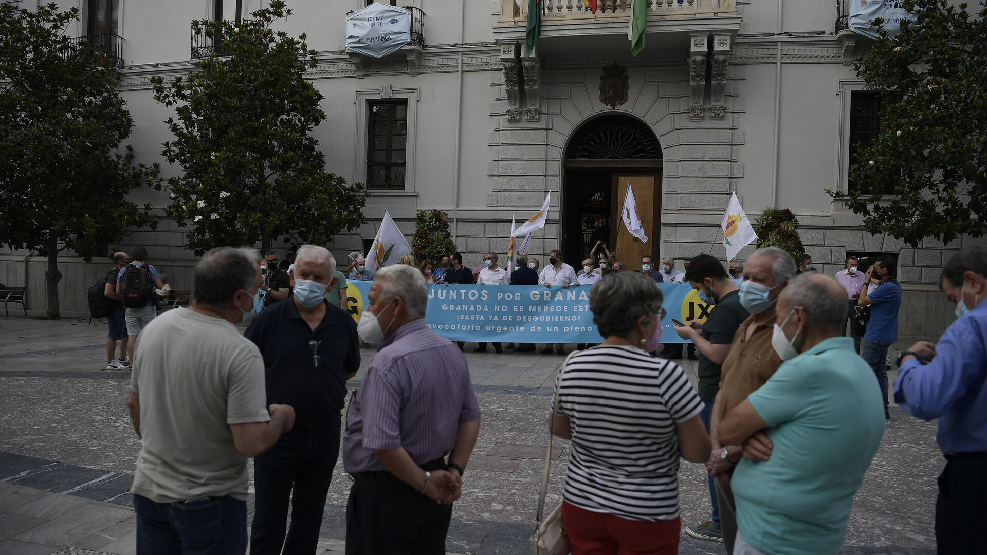 La concentraci&oacute;n para pedir un nuevo gobierno municipal en Granada, en im&aacute;genes
