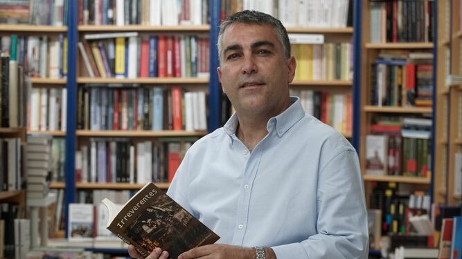 Jorge Andrada, en la librería Botica de lectores.
