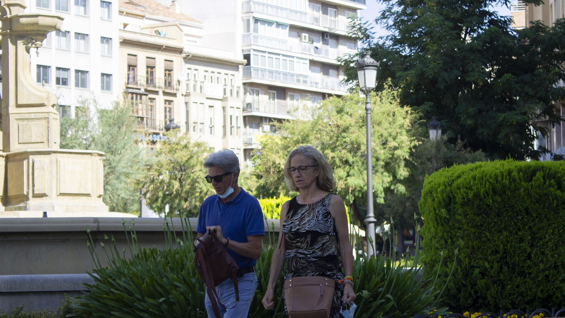 Fotos: Granada y su primer d&iacute;a sin mascarilla obligatoria