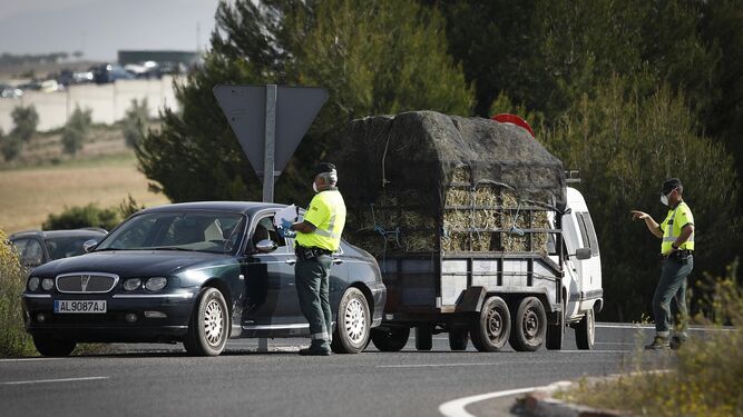 Investigan en Granada a un camionero por maniopular el tacógrafo de su caminón