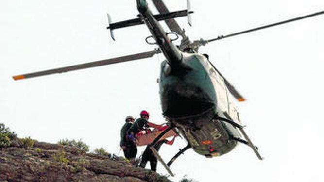 Dos personas rescatadas en Vélez de Benaudalla por una caída cuando realizaban escalada