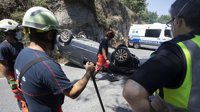 Costa de Granada: Dos heridos en una aparatoso accidente en Motril