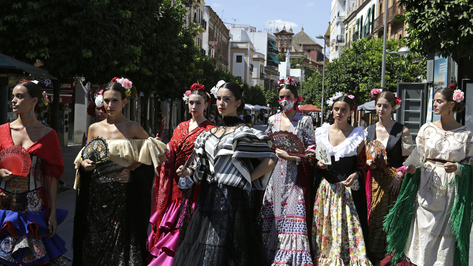 Moda flamenca para la Vel&aacute; de Santa Ana