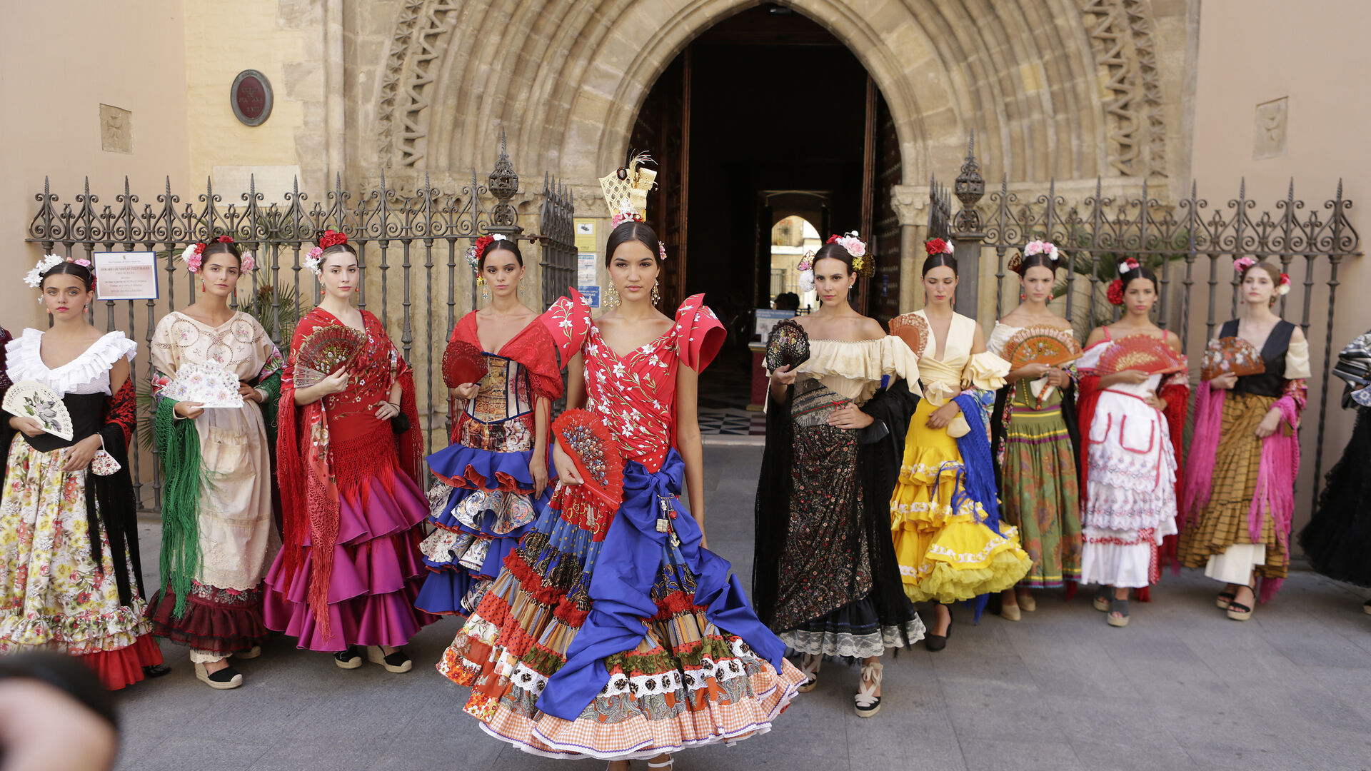 Moda flamenca para la Vel&aacute; de Santa Ana