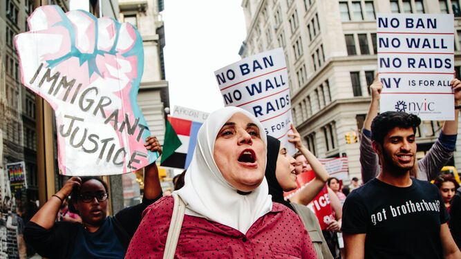 Una mujer musulmana, durante una protesta en Estados Unidos.