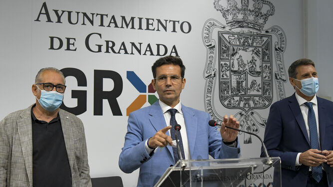 El alcalde de Granada, Paco Cuenca, presenta los proyectos