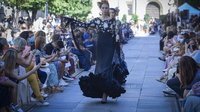 Así es la moda flamenca que se verá en la Feria de Abril de 2022.
