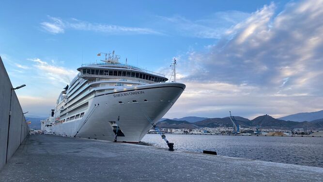 Otra mirada del crucero de ultra lujo 'Seabourn Ovation'
