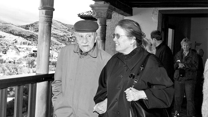 Ayala y su mujer en la Alhambra