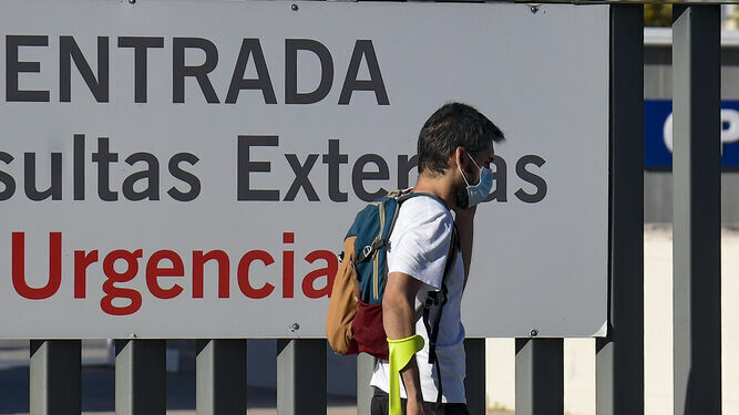 Contagios y curados de coronavirus van a la par en Granada