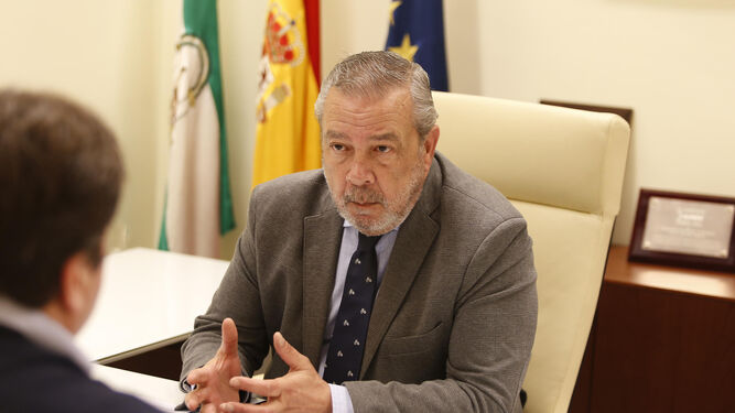 El director general de la Oficina Judicial y Fiscal, Carlos  Sierra  Rodriguez.