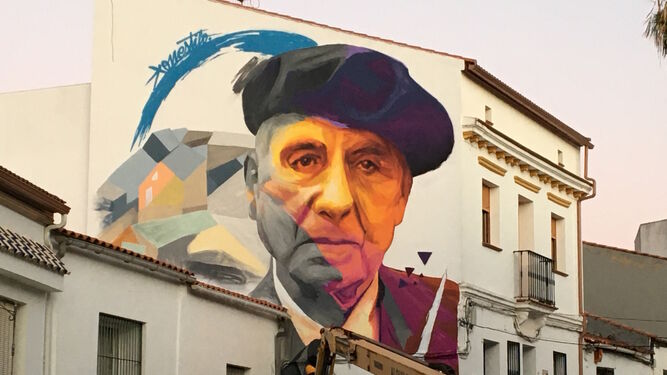 Konestilo pinta el mural de Daniel Vázquez Díaz.