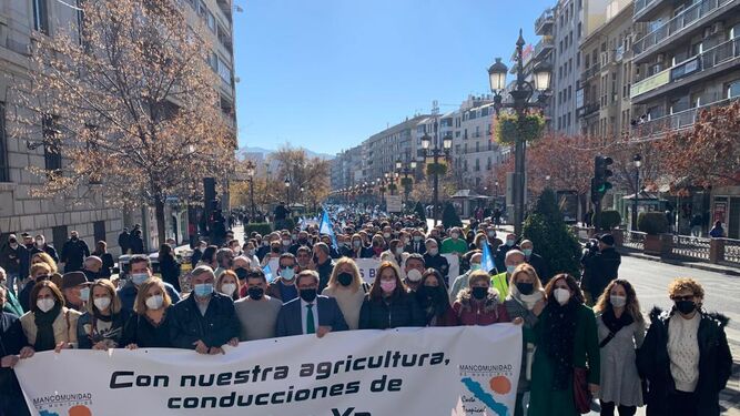 El PSOE muestra su compomiso con las reivindicaciones de la Costa de Granada