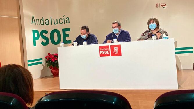 Primera reunión de la nueva Ejecutiva del PSOE de Granada.