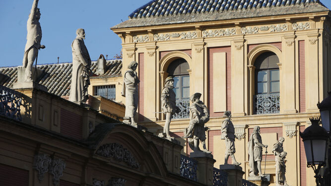 La fabulosa galería de sevillanos ilustres del Palacio de San Telmo.