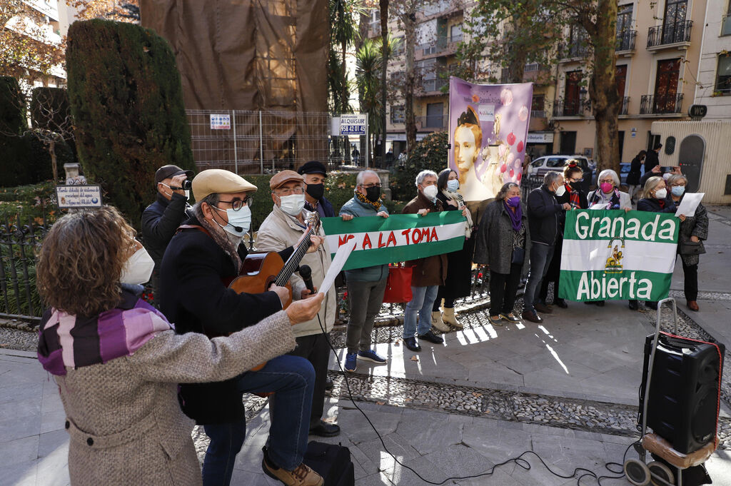 Granada Abierta celebra su acto alternativo a la Toma en honor a la Mariana