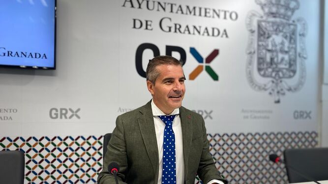 El PP critica la "hipocresía" del gobierno municipal de Granada con las plazas de Policía Local