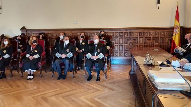 Toman posesión dos nuevas magistradas para las secciones Penales de la Audiencia de Sevilla
