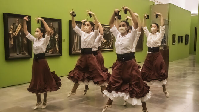Alumnas del Conservatorio de Danza Reina Sofía de Granada.