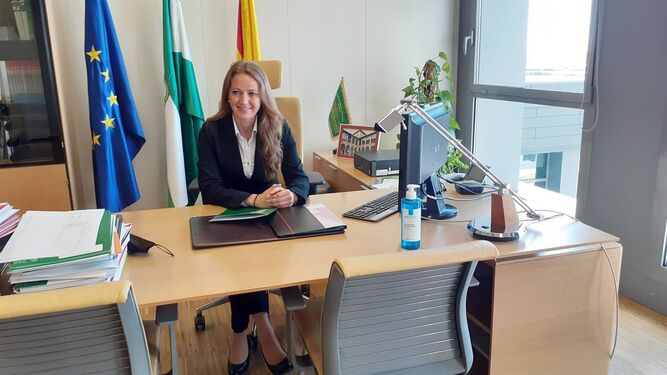 La delegada de Empleo de la Junta en Granada, Virginia Fernández