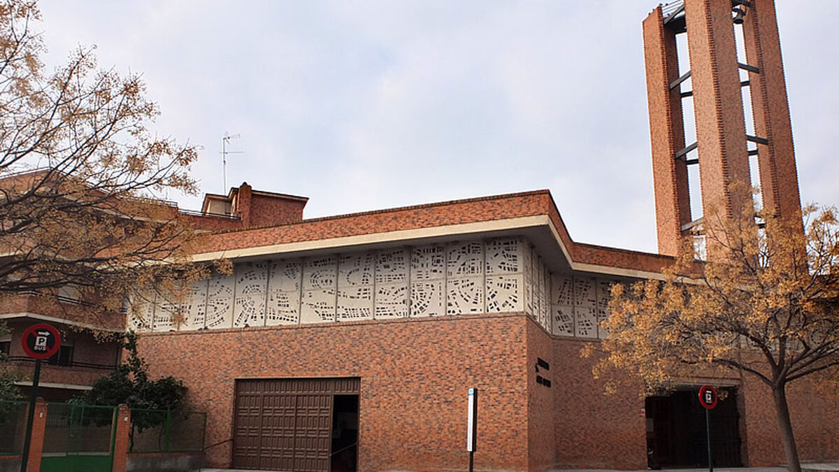 La iglesia Santo Ángel Custodio de Granada recogerá medicamentos y ropa  para enviar a Ucrania