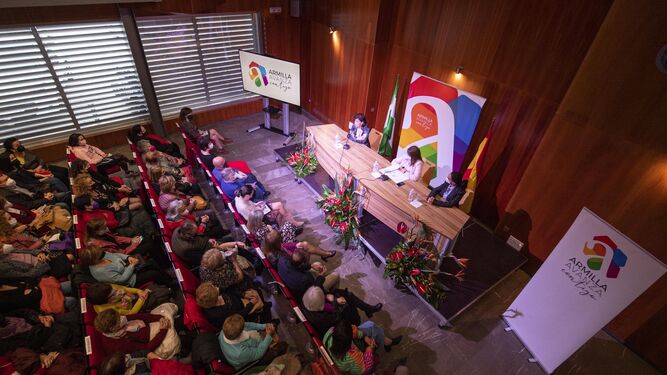 Armilla celebra tres décadas de políticas de igualdad con distintas instituciones