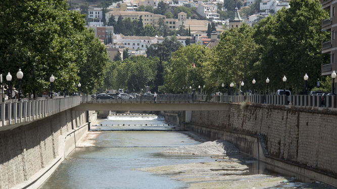 Granada, la ciudad que ha vivido de espaldas a su río