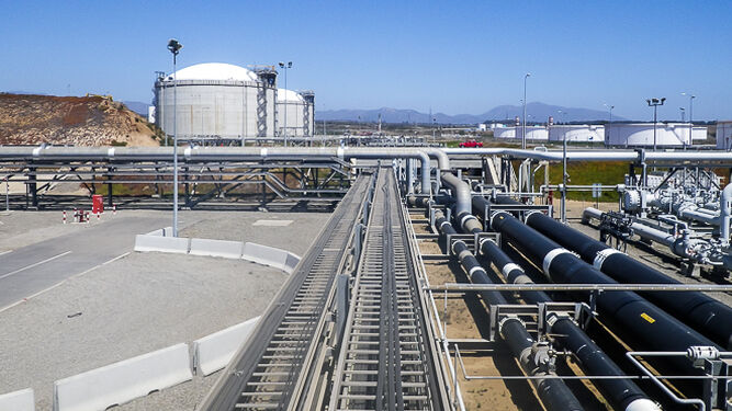 España puede almacenar un tercio del gas europeo, pero casi no tiene conexión