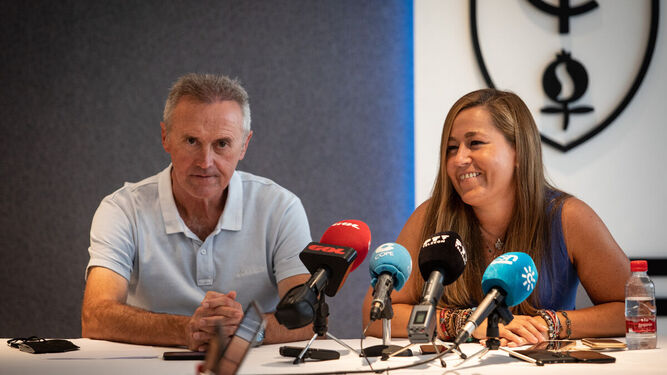 Patricia Rodríguez y Pep Boada, durante un encuentro con los medios