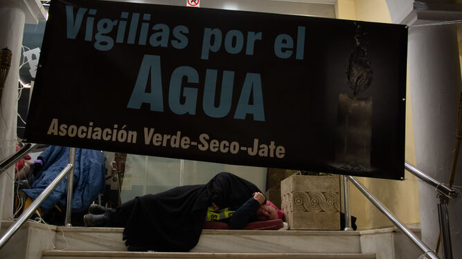 Los agricultores de Almuñécar posponen sus protestas nocturnas por el agua