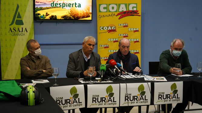 Rueda de prensa de las asociaciones agricultoras de Granada