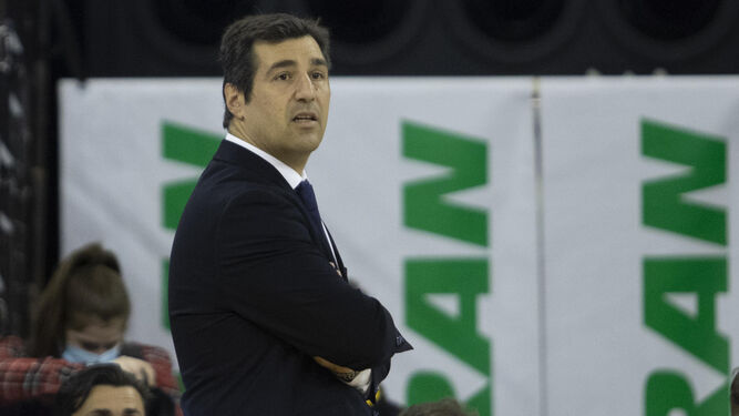 Pablo Pin tiene cierta incertidumbre tras la destitución del técnico del Melilla.