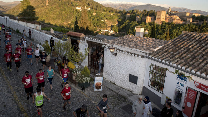 La Asociación Maratón de Granada entiende que la prueba no es incompatible con la Media Maratón.