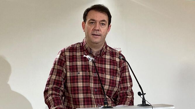El secretario de Política Municipal del PSOE de Granada, Manuel García Cerezo