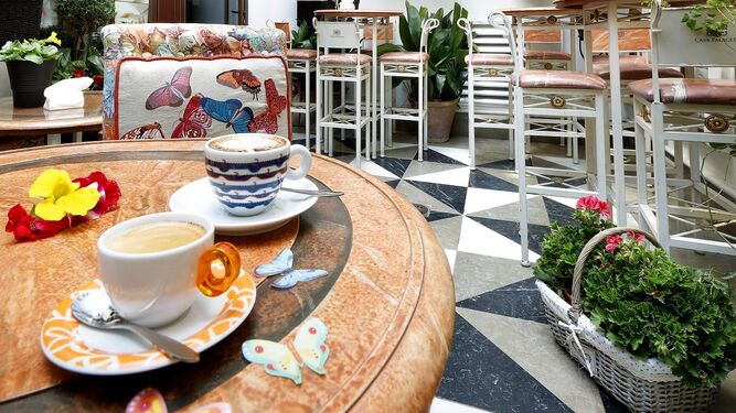 La Granada parisina: el éxito de las cafeterías y pastelerías con encanto en la ciudad