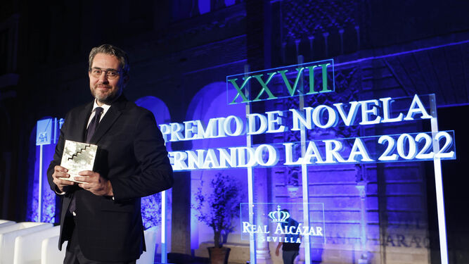 Máximo Huerta recibe el Premio Fernando Lara en el Alcázar de Sevilla.