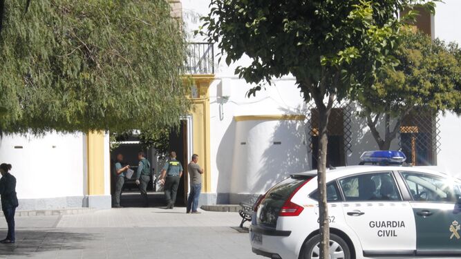 Detenida en Órgiva (Granada) una mujer como presunta autora de dos delitos de robo en vehículos