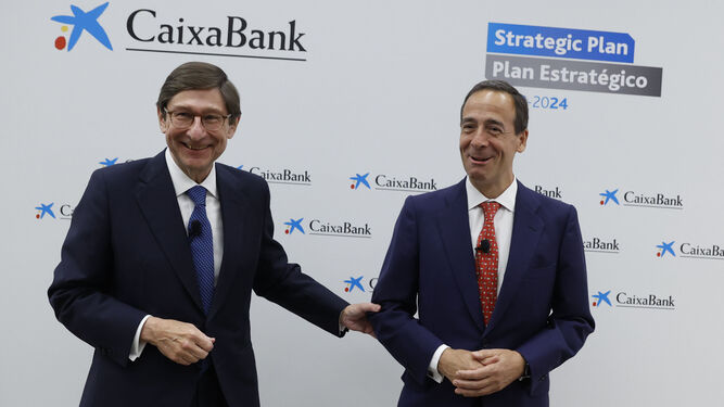 José Ignacio Goirigolzarri, presidente de Caixabank, y Gonzalo Gortázar, consejero delegado, en la presentación del Plan Estratégico 2022-2024.