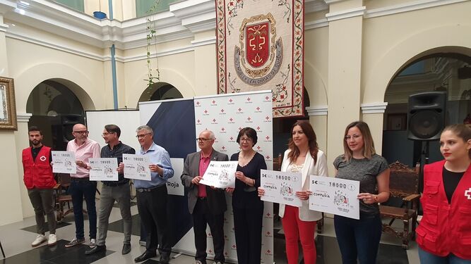 Cruz Roja presenta su 'Sorteo de Oro' en el Ayuntamiento de Guadix