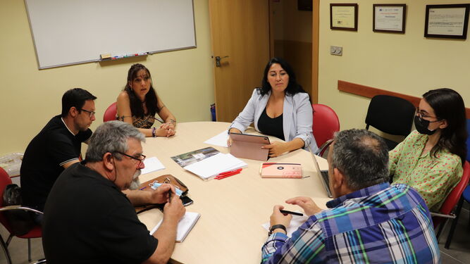 Reunión de la candidata de Por Andalucía en Granada, Alejandra Durán, con la Asociación de Empresarios, Comercios y Autónomos de Maracena (ECAMA).