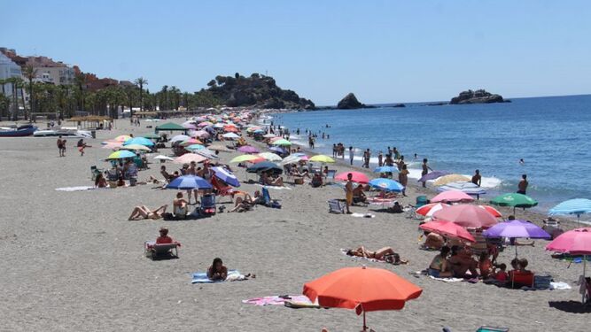 Vuelve la temporada de playa a Granada