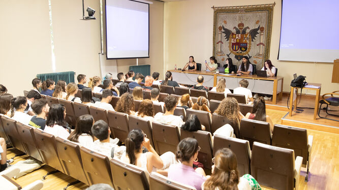 Asamblea, hoy, en el aula Federico García Lorca de la Facultad de Filosofía y Letras.