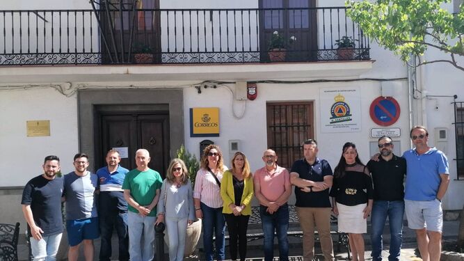 La cabeza de lista de Cs al Parlamento andaluz por Granada, Concha Insúa, anuncia la integración de la Agrupación Huétor Independiente a la estructura de la formación naranja