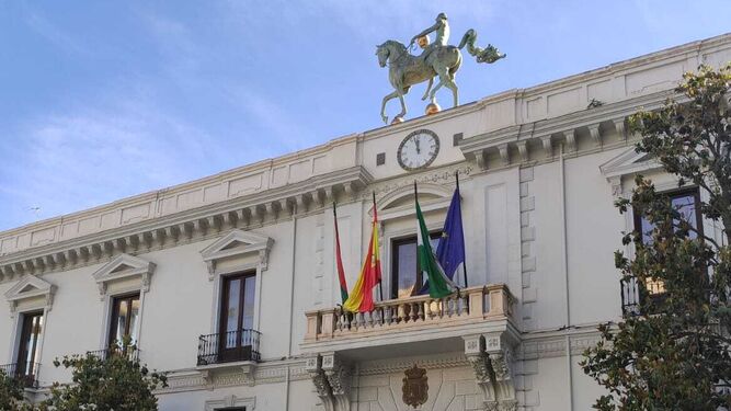 El Ayuntamiento de Granada no da la hora