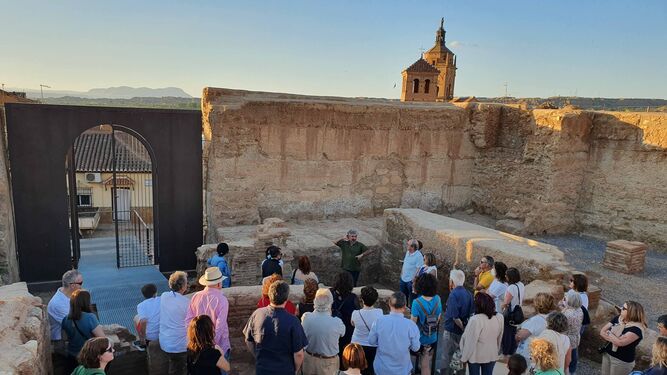 Guadix congrega a numerosas personas para conocer los vestigios históricos como ciudad fortificada