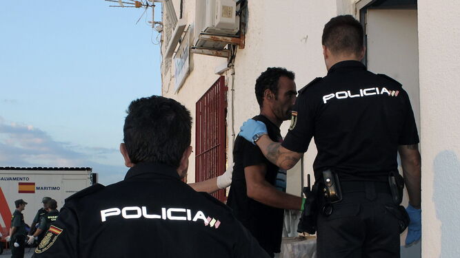 El Sindicato de la Policía de Granada denuncia reducción de los agentes para  la OPE