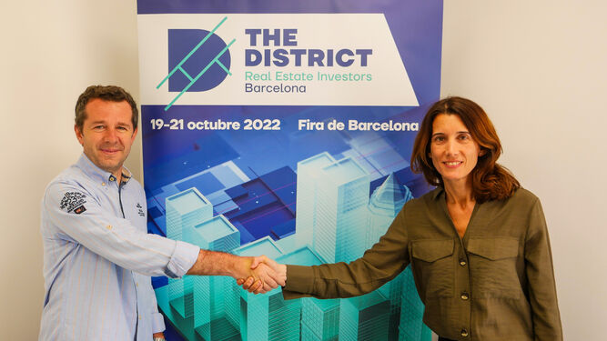 Juan Velayos, presidente de The District, y Gema Traveria, event director de The District.