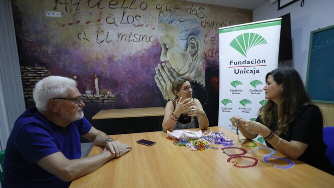 Fundación Unicaja colabora con Calor y Café para atender al colectivo de personas sin hogar